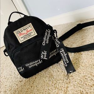 Old Navy Cross Body Bag